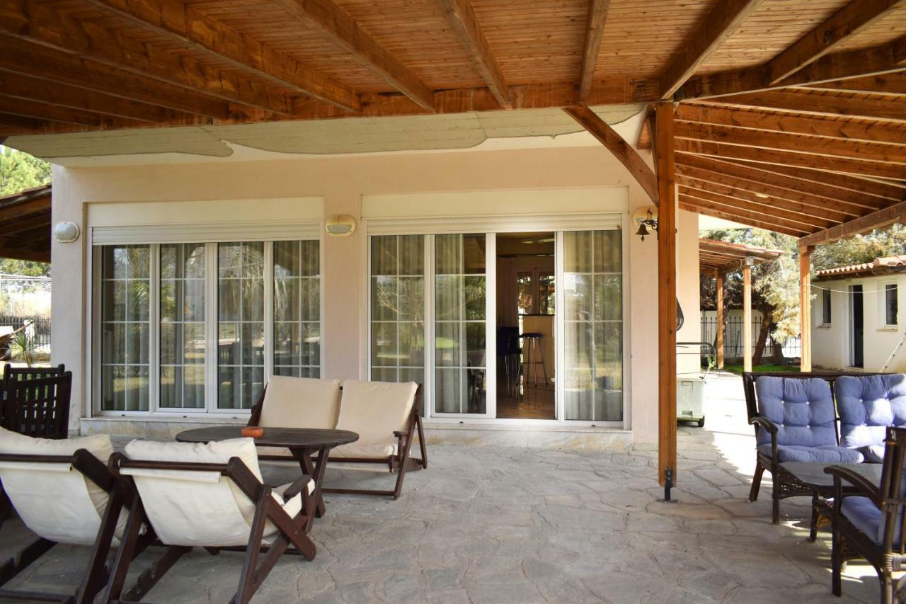 Villa Close To The Beach Ormos Panagias Exterior foto